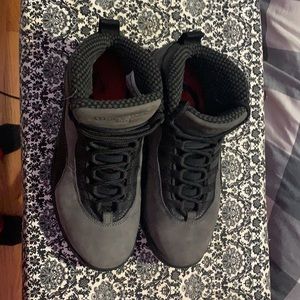 JORDAN 10 RETRO SHADOW BLACK (USED 9/10 CONDO